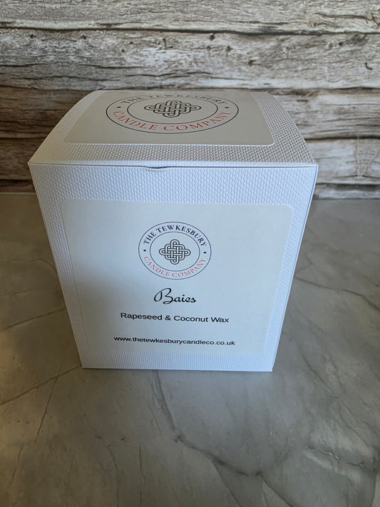 Baies Medium Candle